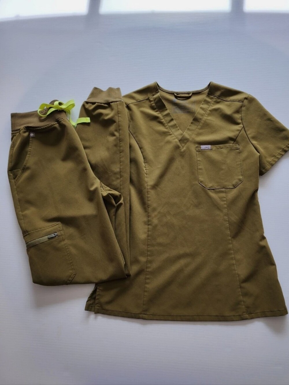 Figs Martini Olive XS Set - Slim Catarina & HW Tall Zamora